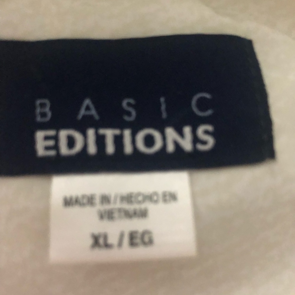 Basic Editions Women’s White Vest - image 7